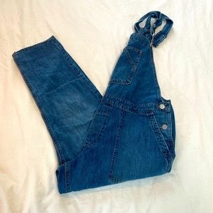 Classic Gap Overalls size large
